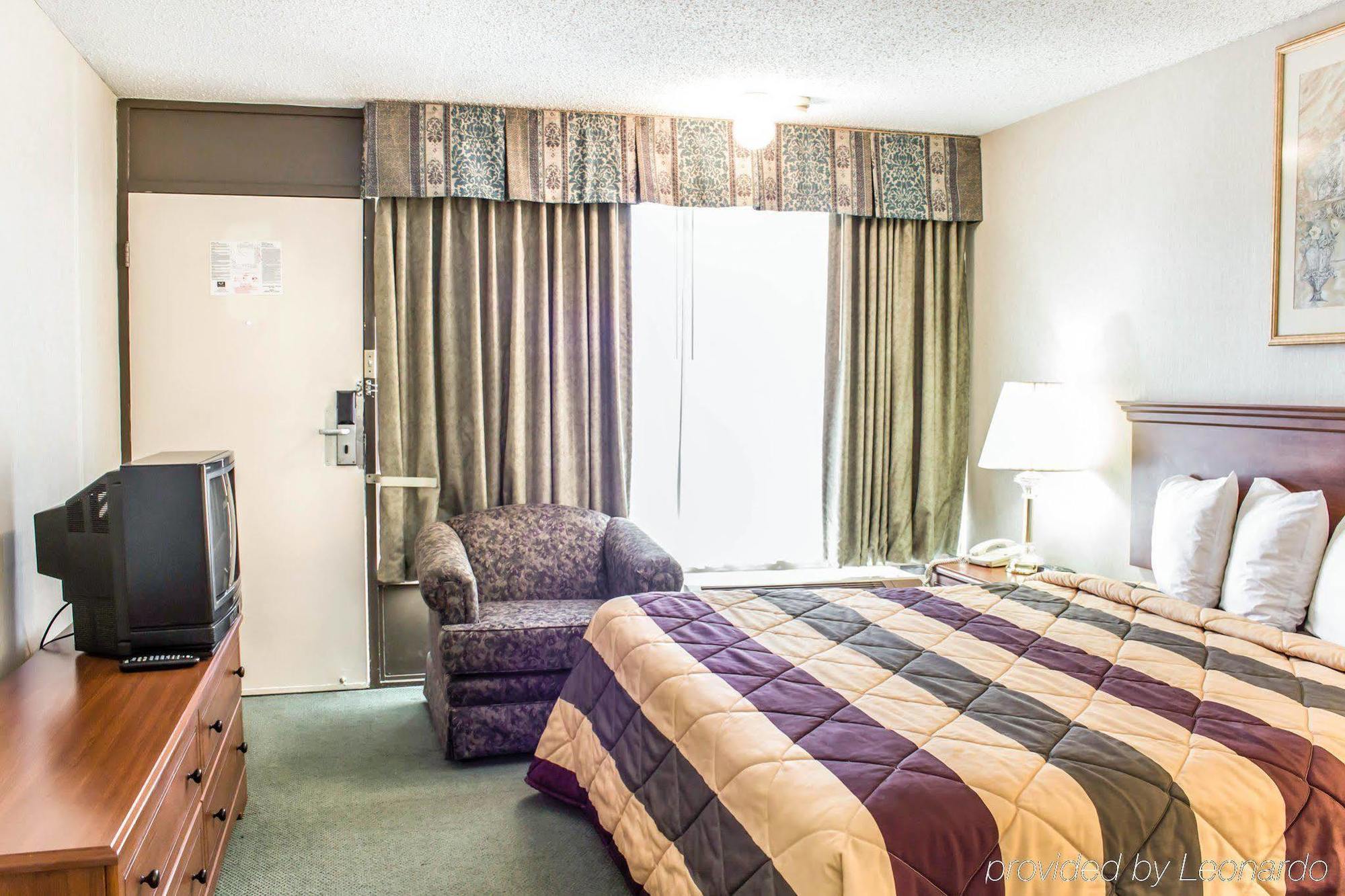 Dayspring Extended Stay Greensboro Exterior foto